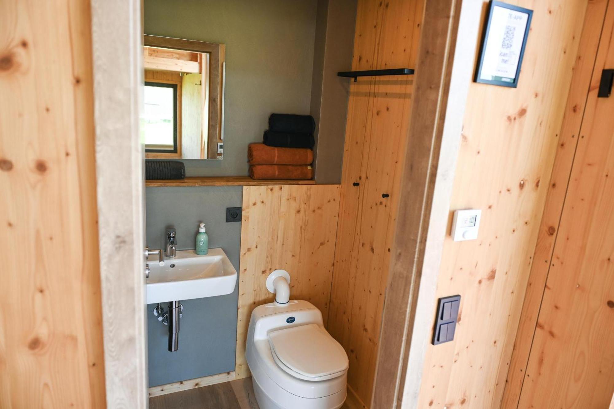 Tiny House Nature 15 Zur Meerseite - Green Tiny Village Harlesiel Carolinensiel Bagian luar foto